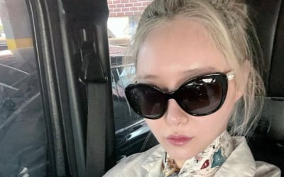 '브브걸' 민영, 마사지 받고 나온듯한 청담동 사모님 패션…우아함의 정석[TEN★]