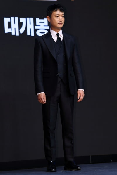 [TEN 포토] 조우진 '믿고 보는 연기'