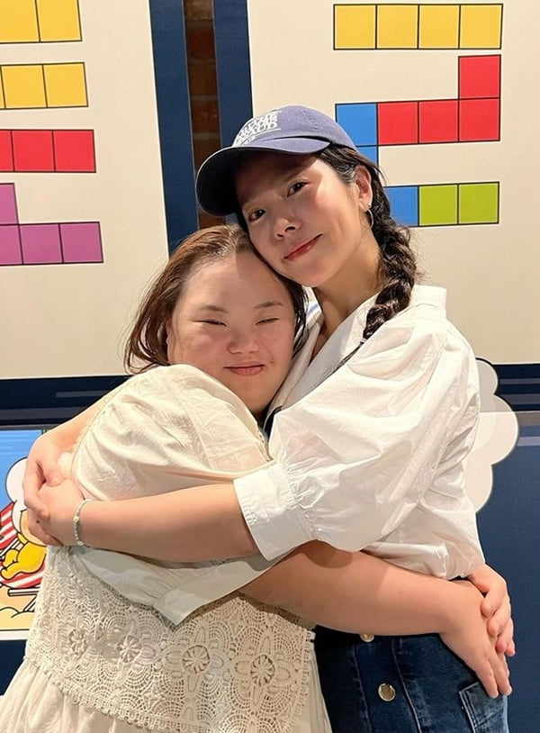 /사진=한지민 인스타그램