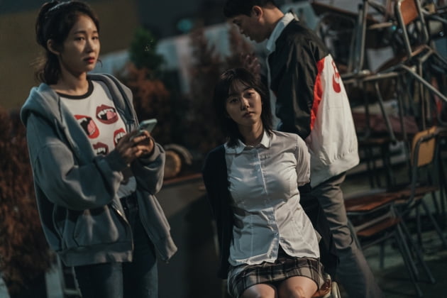 D-1 '최종병기 앨리스', 하드코어+액션+로맨스 버무려진 新장르…관전 포인트 셋