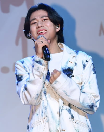 [TEN 포토] 이무진 '수록곡 모두 자작곡'