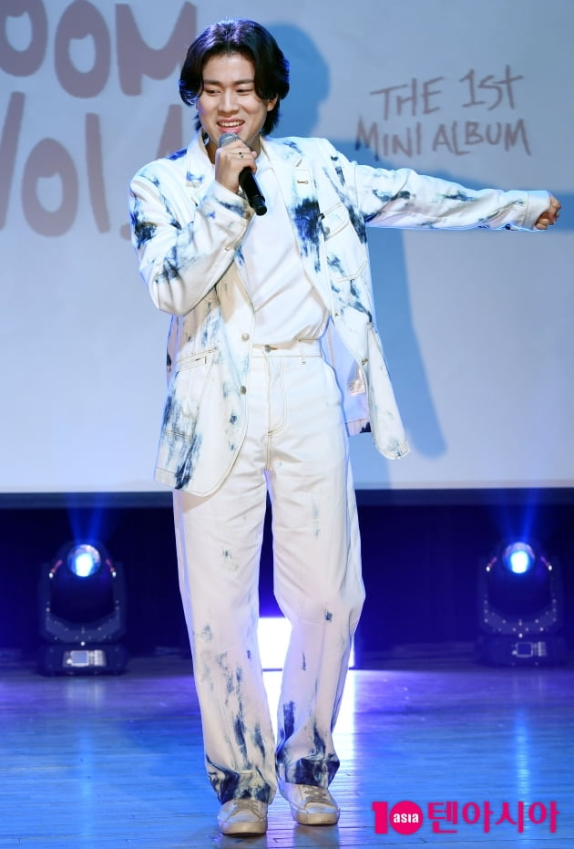 [TEN 포토] 이무진 '여유 넘치는 음원왕자'