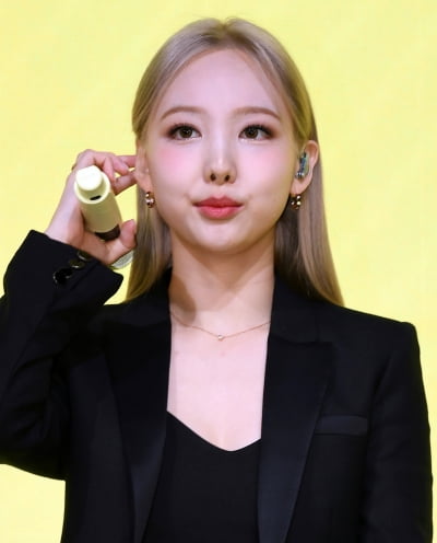 [TEN 포토] 트와이스 나연 "써머퀸 비타민으로 불리고 싶어요"