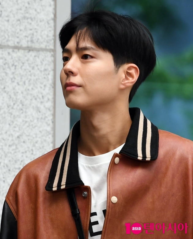 [TEN 포토] 박보검 '순정만화에서 그대로 나온 듯한 비주얼 '