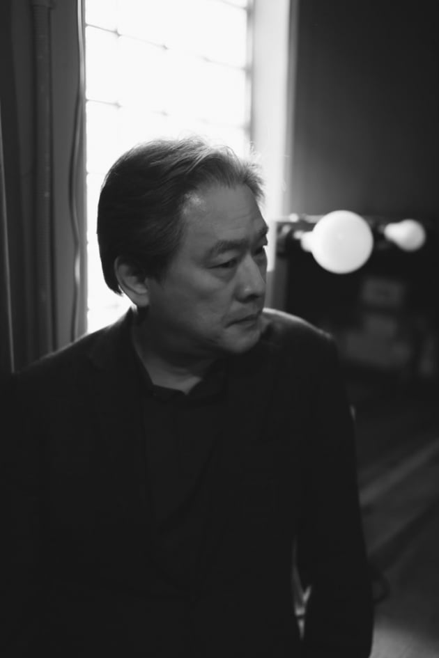 '헤어질 결심'을 연출한 박찬욱 감독 /사진제공=CJ ENM