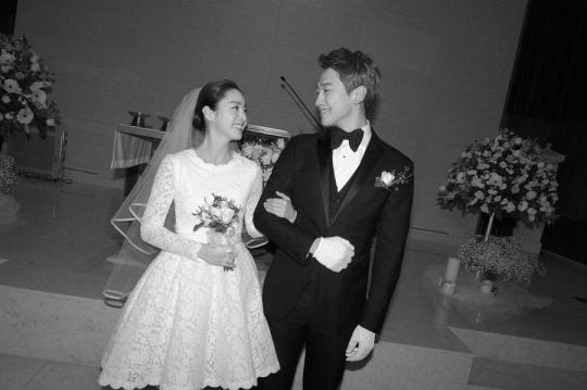 [TEN피플] 이승기♥이다인 결혼은 진짜다? 공개 커플-'새신부' 장나라도 당했던 결혼설 