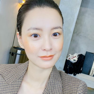 정유미, 뭘해도 사랑스러운 윰블리....40대 언니의 美친 미모[TEN★]