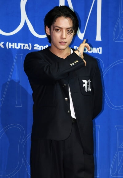 [TEN 포토] 비투비 이민혁 '성숙된 멋짐폭발'