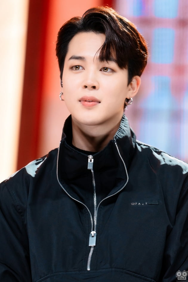 방탄소년단 지민, K팝 인기투표서 6월 4주차 주간랭킹 1위