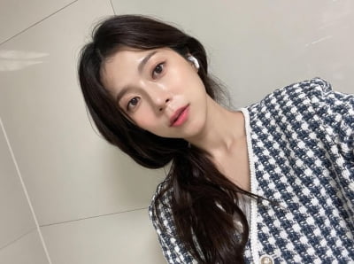 양지은, 퇴근전 빛나는 공주...청아한 매력[TEN★]