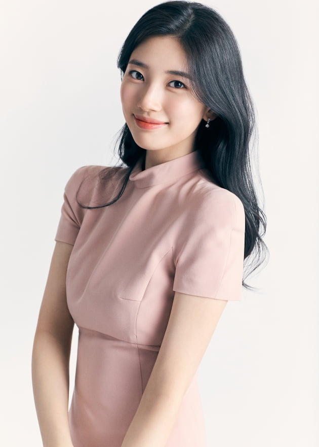 쿠팡플레이 시리즈 '안나'에 출연한 배우 수지. / 사진제공=쿠팡플레이