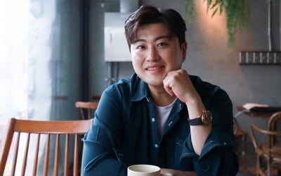 [TEN인터뷰] 김호중 "'트바로티' 누가 지었는지 최고의 수식어…구설? 노래로 보답하겠다"