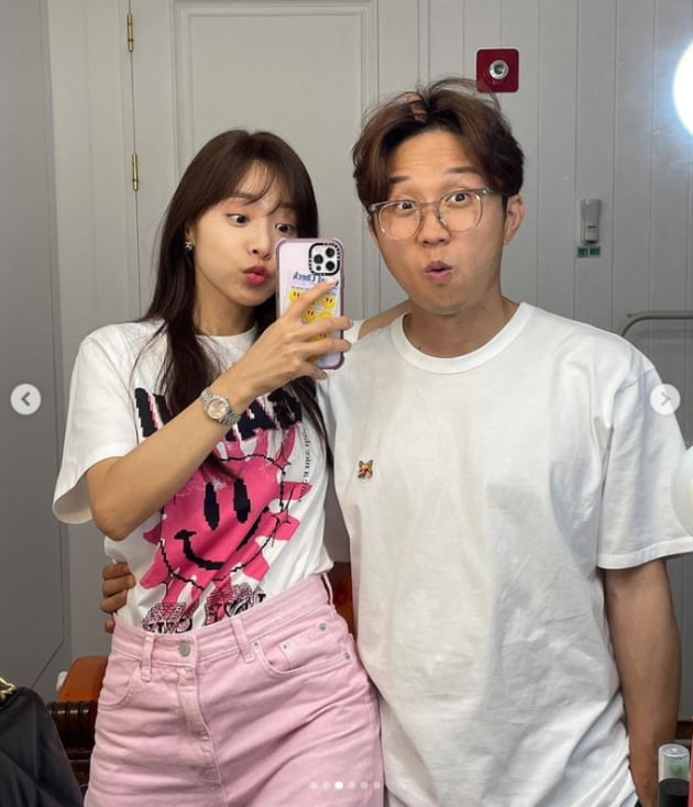 '박성광♥' 이솔이, 깨발랄 표정에 귀염뽀작...까맣게 탄 우리 둘 좋다[TEN★]