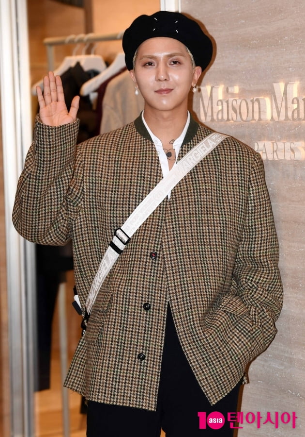 [TEN 포토] 위너 송민호 '오늘도 열일중'