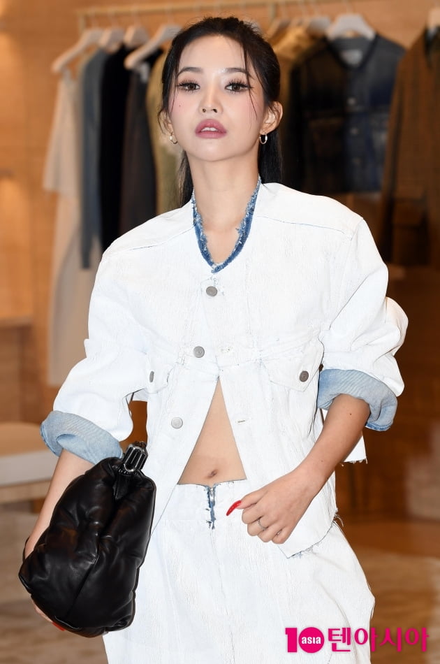[TEN 포토] (여자)아이들 소연 '때론 시크하게'