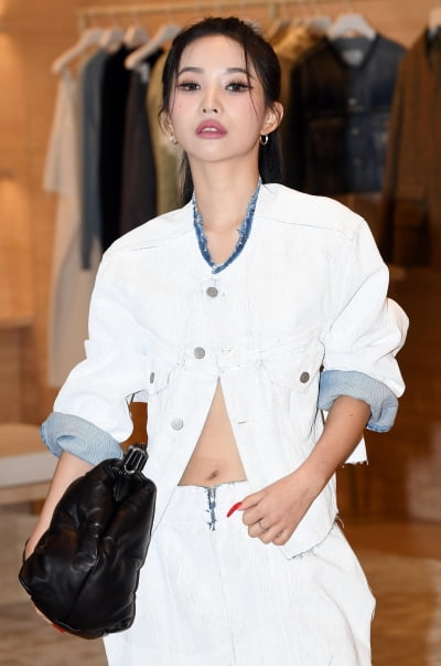 [TEN 포토] (여자)아이들 소연 '때론 시크하게'