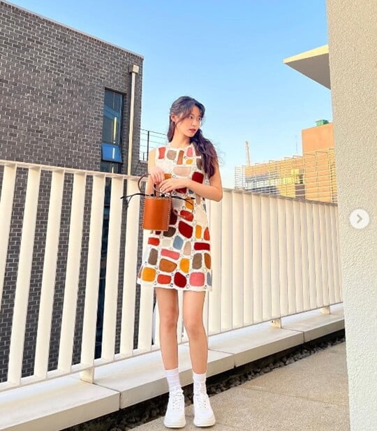 (사진=설현 SNS)