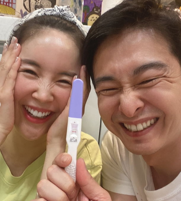 [종합] 장영란, 늦둥이 유산…"내가 자만했다" 자책에 팬·동료들의 쏟아지는 위로 