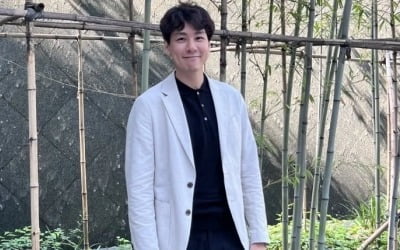 '이다은♥' 윤남기, 무더위에도 재킷은 입는 멋쟁이 "오늘 진짜 덥네요" [TEN★]