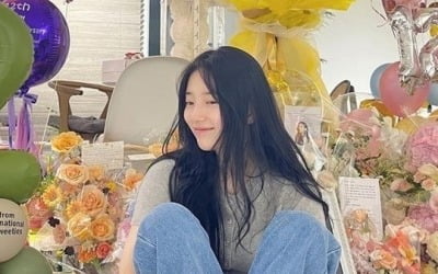 수지, 수수·청량美 가득 일상…벌써 데뷔 12주년 '국민 첫사랑'[TEN★]