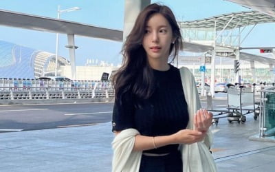 '전선욱♥' 야옹이 작가, 공항마저 런웨이로 만들었네…명품 C사는 그냥 툭[TEN★]