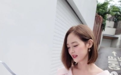 성유리, 애둘맘 맞아?…'핑클 시절' 생각나는 방부제 미모[TEN★]