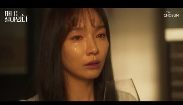 [종합] '결혼 15년차' 이유리, 사별 꿈 꿔 "이 결혼의 끝은 죽음!" ('마녀는 살아있다') 