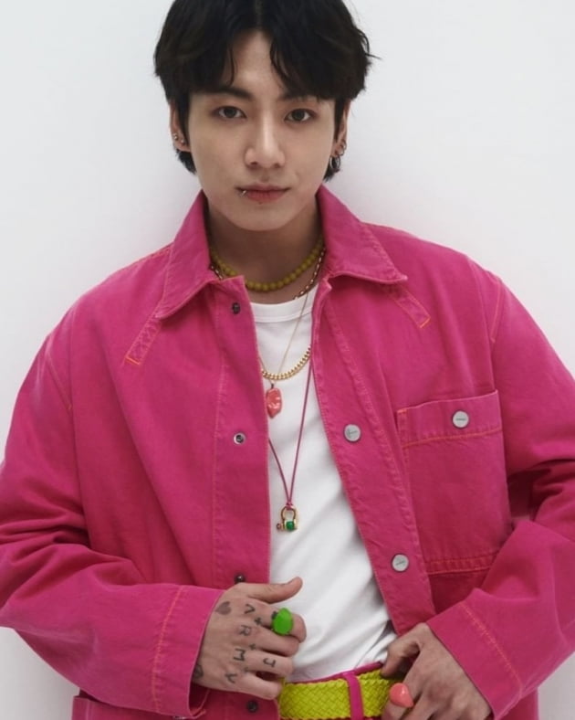 방탄소년단 정국, 英오피셜 차트 韓솔로 가수 '최고' 순위 기록·美지니어스·빌보드 재팬 1위…'글로벌 저력'