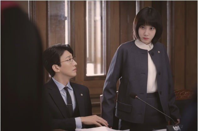 '우영우' 스틸컷./사진제공=에이스토리·KT스튜디오지니·낭만크루