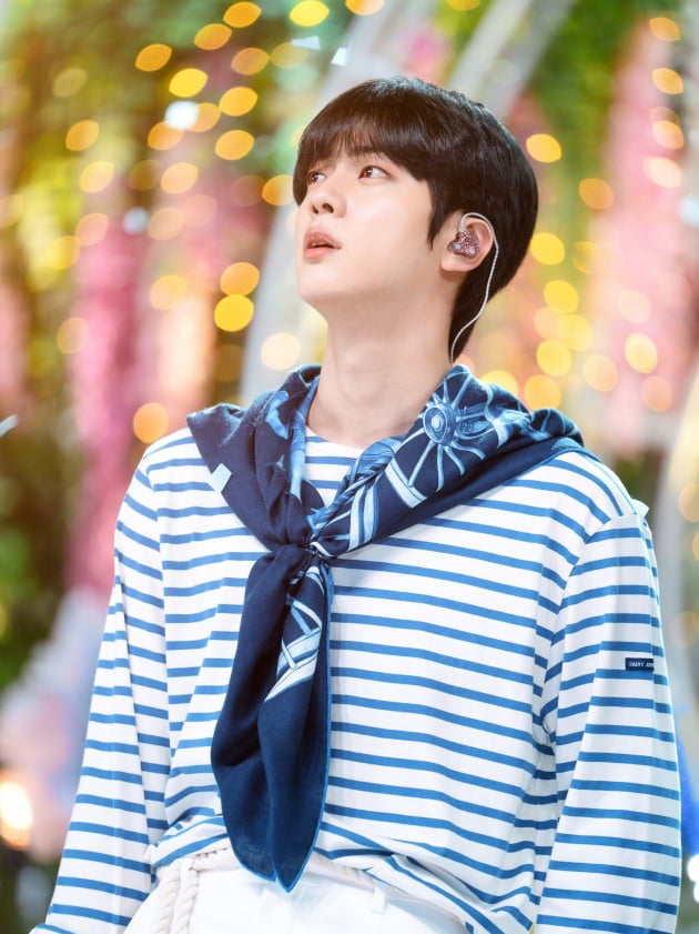 방탄소년단 진, 진피파니.. 지니어스 코리아 6월 K-POP 차트 톱 10