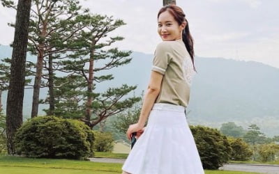 소녀시대 유리, 컴백 앞두고 라운딩 삼매경…골프장 수놓은 미모[TEN★]
