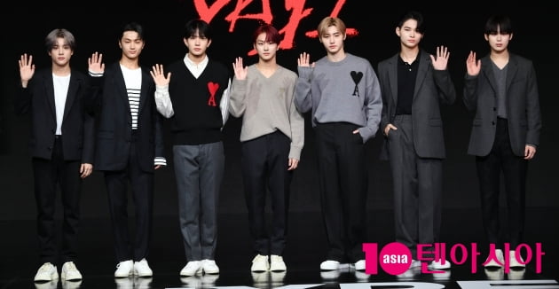 [TEN 포토] 엔하이픈 '타이틀곡 ‘Future Perfect '으로 컴백'