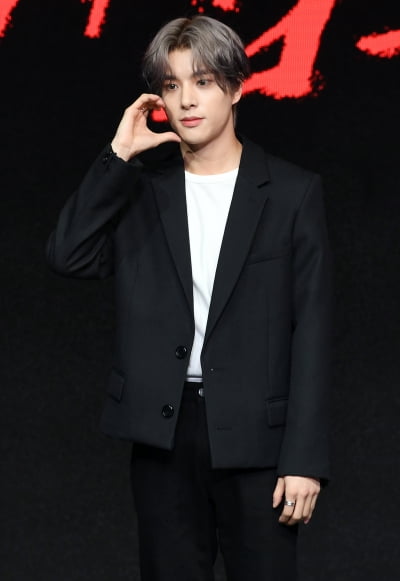 [TEN 포토] 엔하이픈 제이크 '귀여운 볼하트'