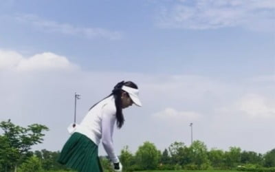 현영, 송도 사모님의 여유 일상…월요일 아침 골프장 나들이[TEN★]