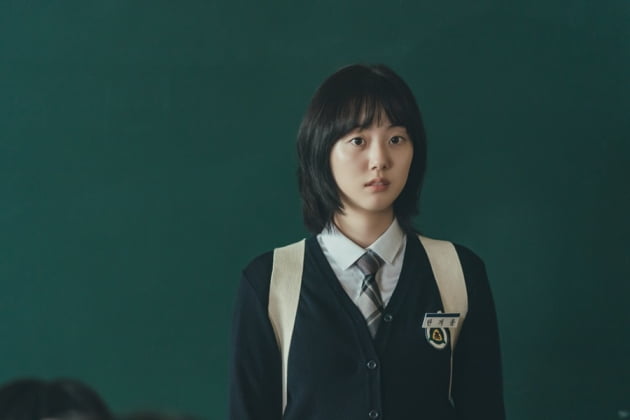 '최종병기 앨리스' 박세완, 장르 소화력 입증…빛+어둠 그려낸 '두 얼굴의 연기'