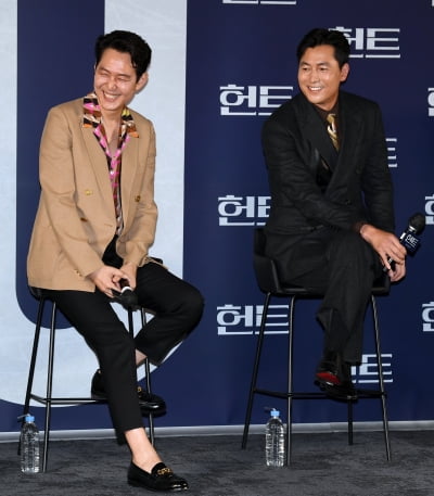 [TEN 포토] 이정재-정우성 '영화관 밝히는 청담부부'