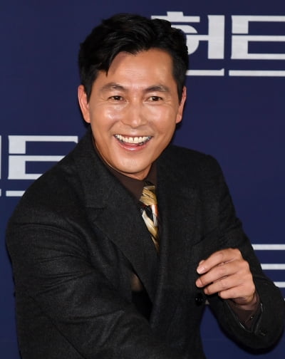 [TEN 포토] 정우성 '여심 설레이는 "밥 먹었어요~"'
