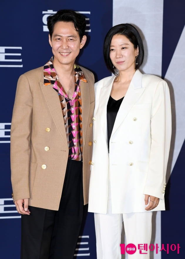 [TEN 포토] 이정재-전혜진 '우리는 해외파'
