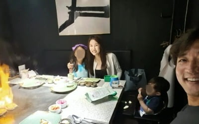 안재욱, '♥9살 연하'와 행복 근황…사랑스러운 두 아이도 함께[TEN★]