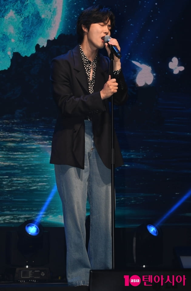 [TEN 포토] 엑소 수호 '송골매 리메이크 참여 가문의 영광'