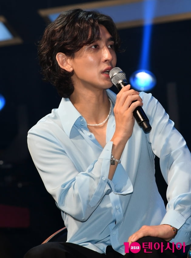 [TEN 포토] 잔나비 최정훈 "송골매 나에게 전설...벅차올라"