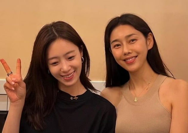 '사업가♥' 박탐희, 함은정과 꽉 찬 점심 데이트…여배우 둘이 모이니 환하네[TEN★]