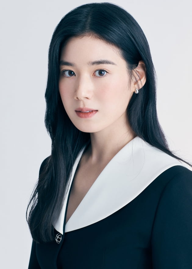쿠팡플레이 시리즈 '안나'에 출연한 배우 정은채. / 사진제공=쿠팡플레이