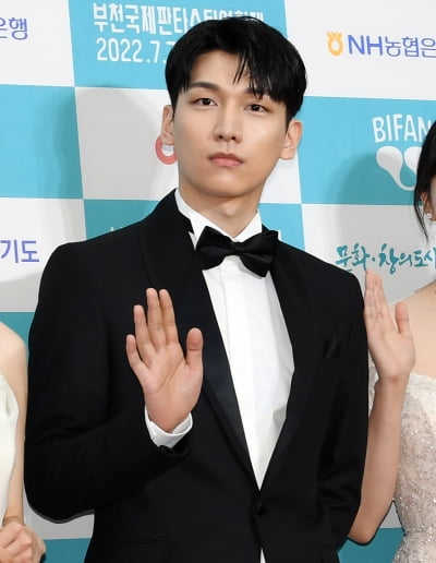 [TEN 포토] 혁 '배우 한상혁으로 인사드려요'