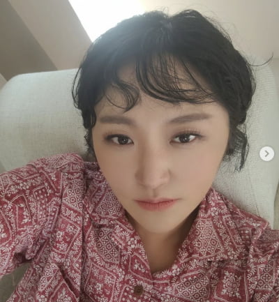 김현숙, 살 더 빠졌나…점점 더 뾰족해지는 턱 [TEN★]