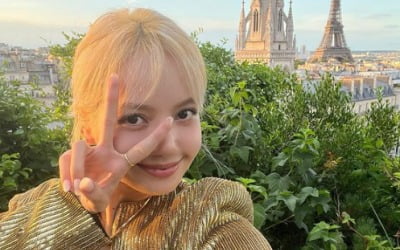 블핑 리사, 파리에서 제대로 美친 미모…컴백도 기다려져[TEN★]