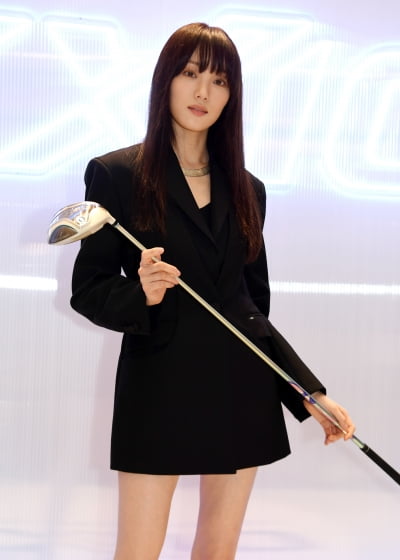 [TEN 포토] 이성경 '백화점을 밝히는 미모'