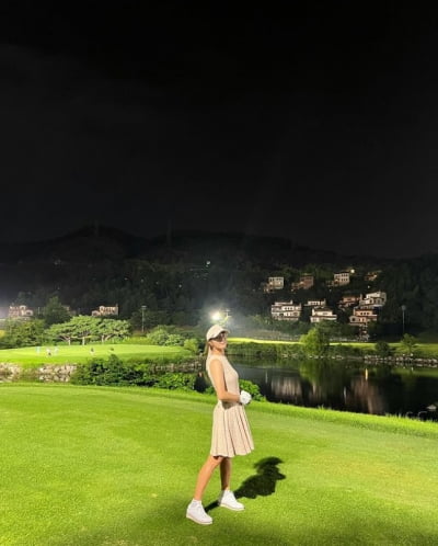 '이병헌♥' 이민정, 야간 골프장 그리워...지금 밤새며 촬영중[TEN★]