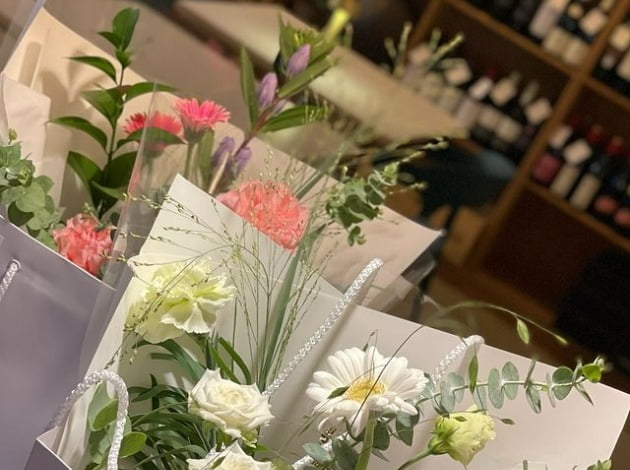 '정형돈♥' 한유라, 의미심장 글 "깊은 인연, 때론 종이 한장…예상 못한 만남도"[TEN★]