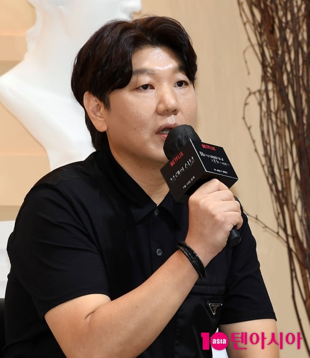[종합] "재발견? 기분 나빴다"…'데뷔 30년' 김희선, 약 먹으면서 도전ing('블랙의 신부')
